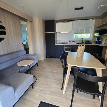 Mobil-home Avec Jacuzzi Et Climatisation Camping Gouvieux