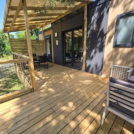Camping Mobil-home Avec Jacuzzi Et Climatisation Gouvieux